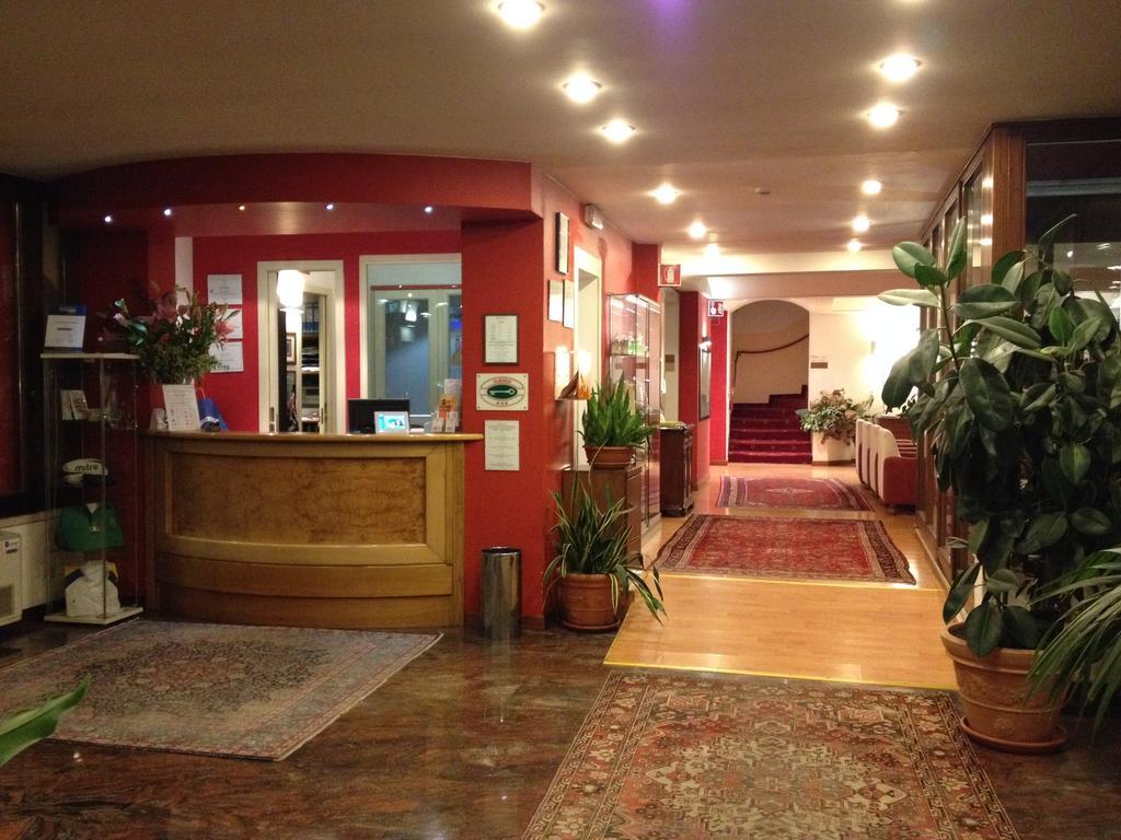 Hotel Due Ragni Villorba Bagian luar foto