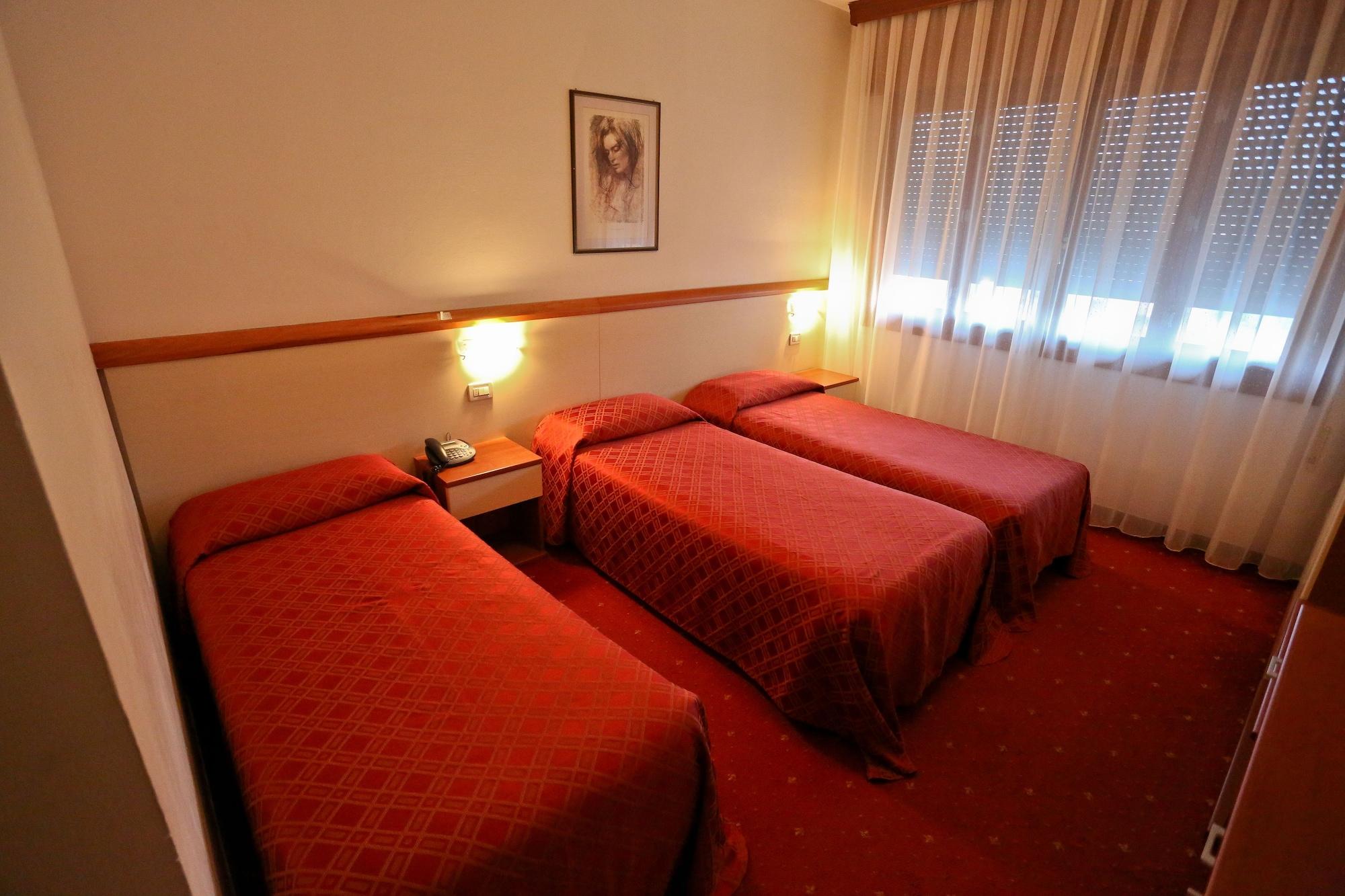 Hotel Due Ragni Villorba Bagian luar foto