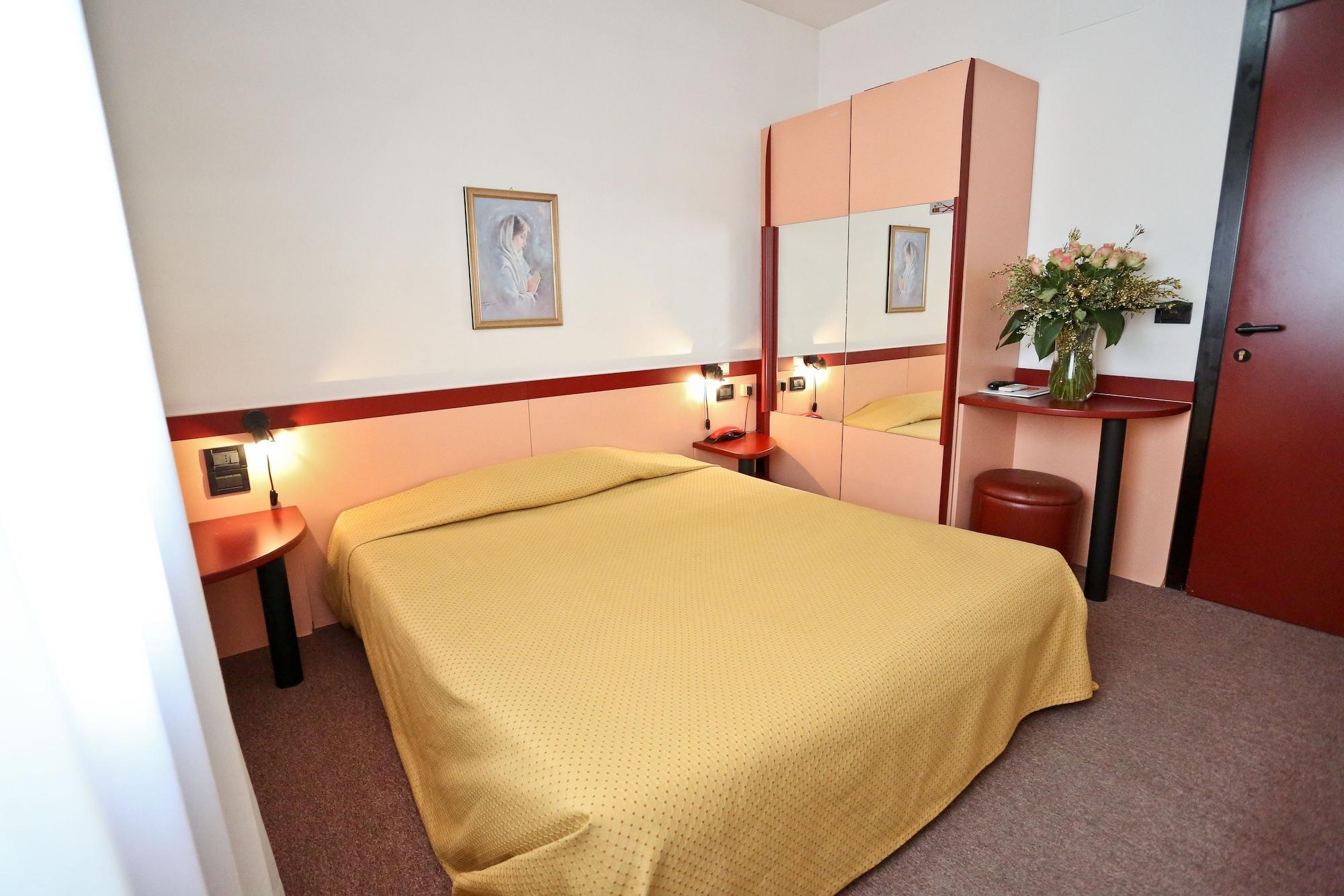 Hotel Due Ragni Villorba Bagian luar foto